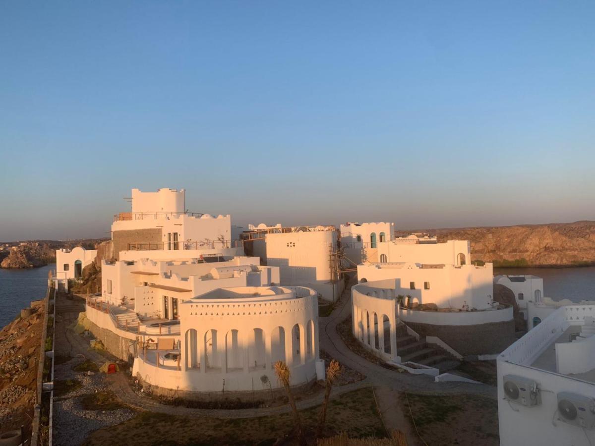 Benben By Dhara Hotels - Adults Only Асуан Экстерьер фото The fort of the island of Delos